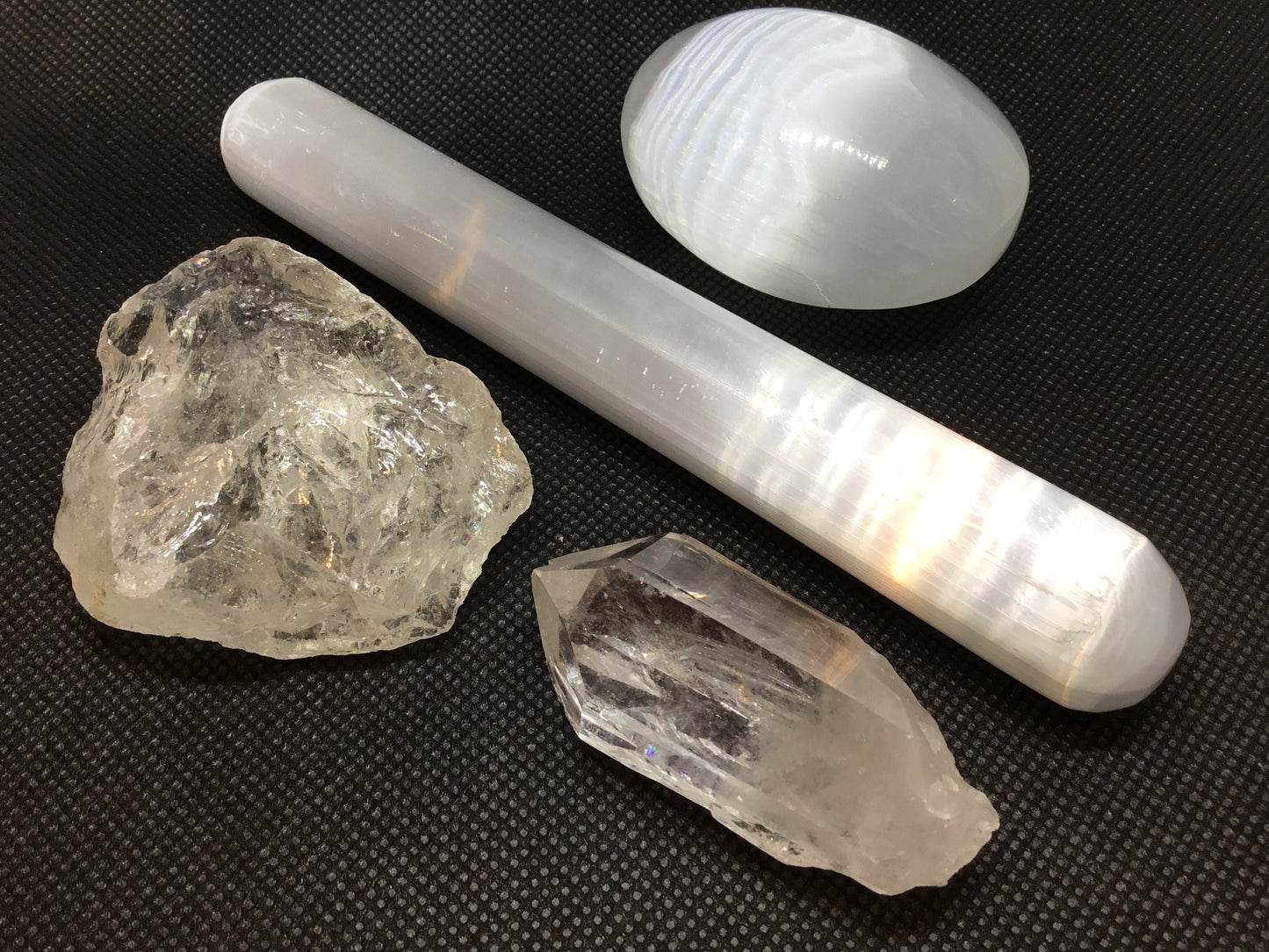 Selenite & Quartz Set – Energy Healing Crystals for Clarity, Calm & Mythological Meaning