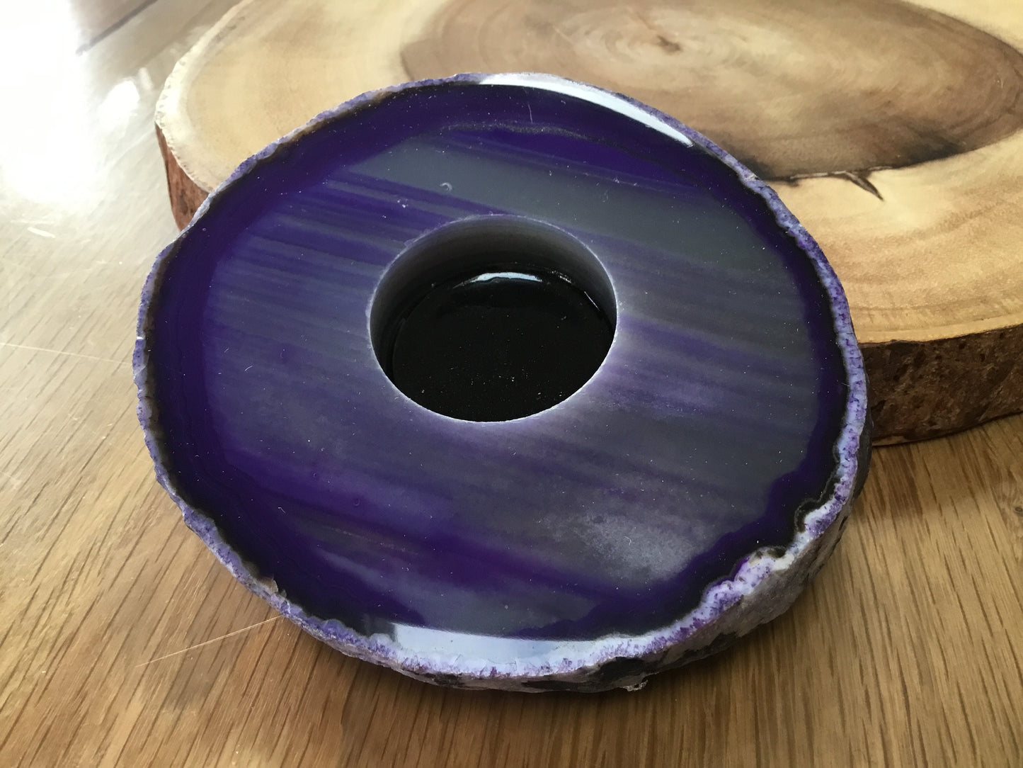 Purple Agate Candle Holder – Natural Crystal Decor for Healing, Light & Mythical Energy