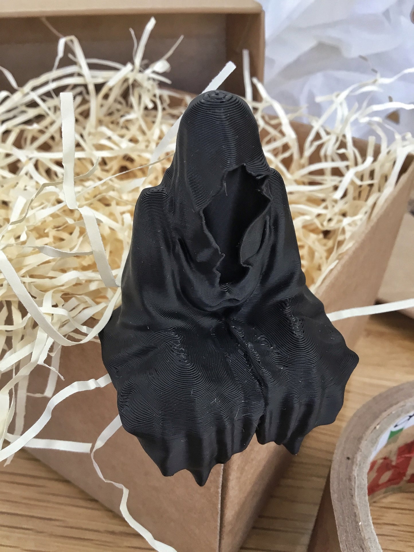 Sitting Ghost Figurine – Spooky-Cute 3D Decor for Shelves & Desks