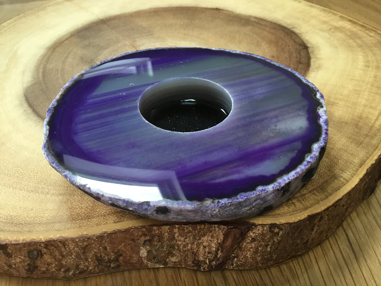 Purple Agate Candle Holder – Natural Crystal Decor for Healing, Light & Mythical Energy