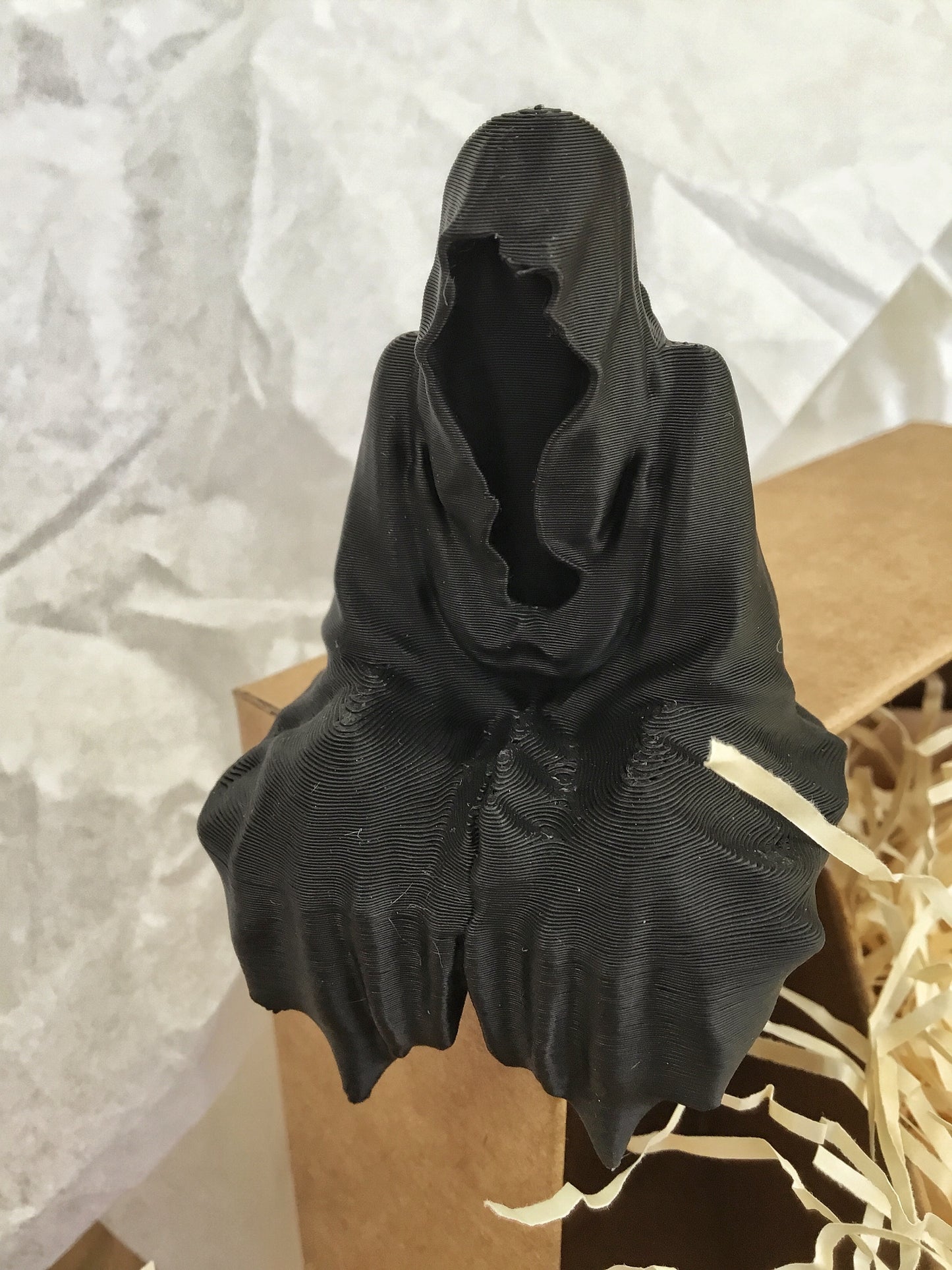 Sitting Ghost Figurine – Spooky-Cute 3D Decor for Shelves & Desks